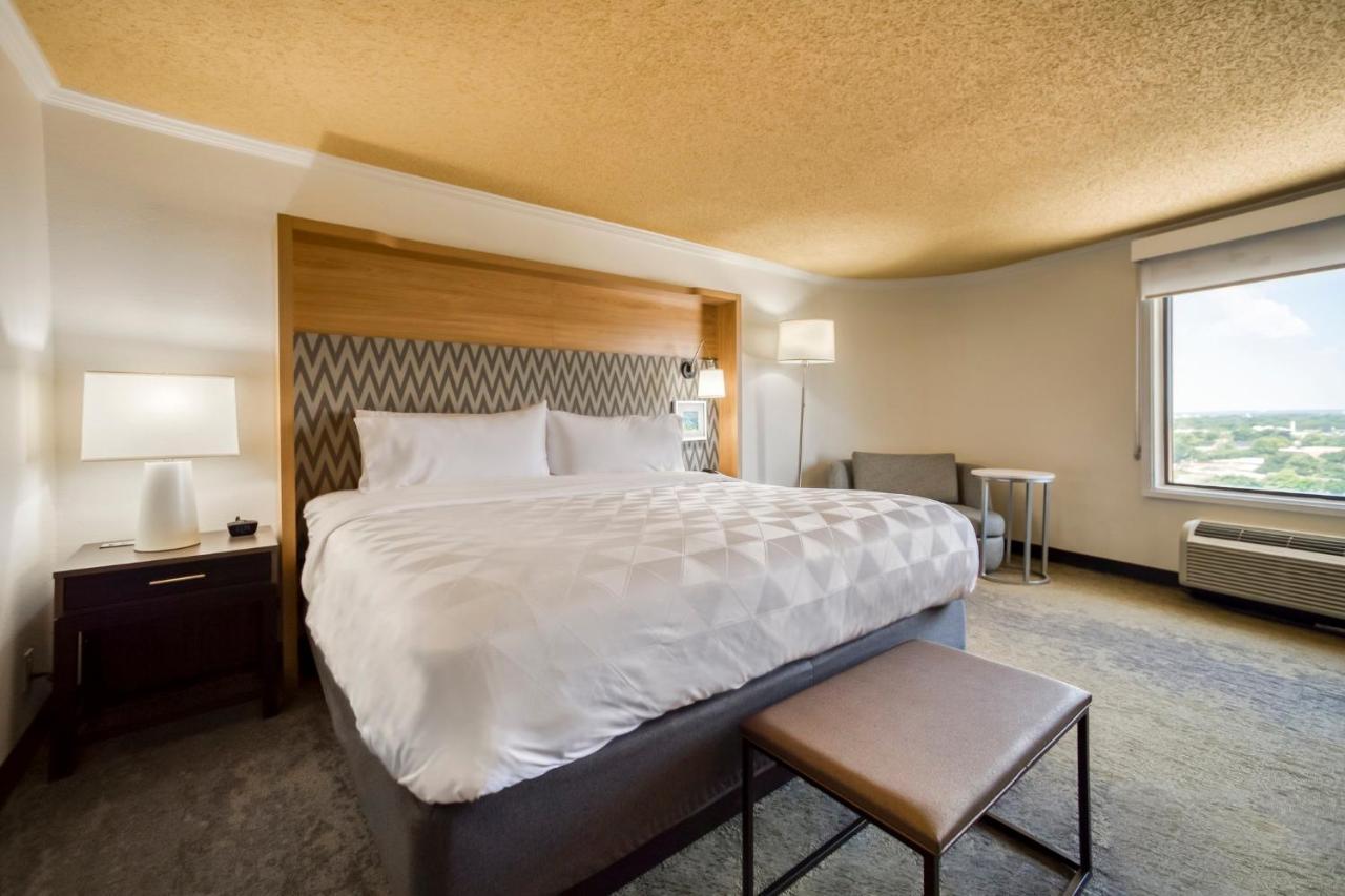 Holiday Inn Mobile Downtown Historic District By Ihg Exterior photo